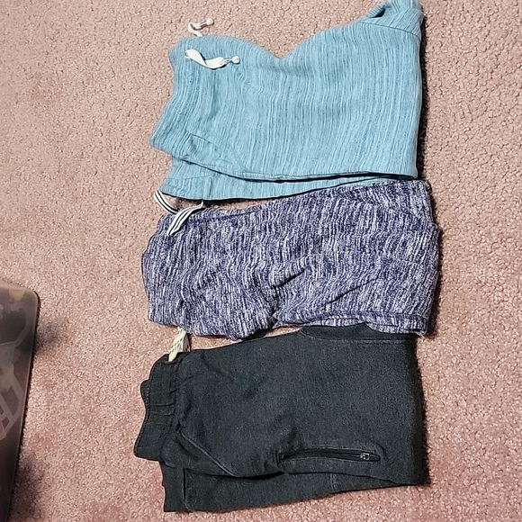 Sweatpants bundle - Picture 2 of 8